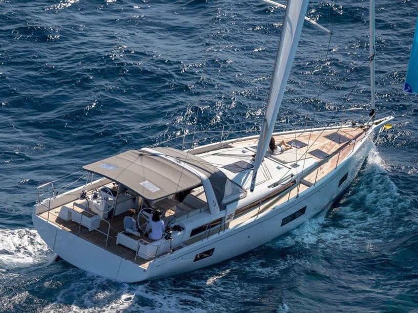Palma de Mallorca Zeilboot Cabine 3  6  slaapplaatsen 6  gasten 15.98 m Lijstnummer: #21793