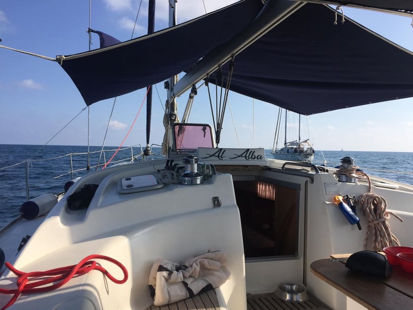 Alicante Sailboat 3 cabin 6 berths 6 guests 11.93 m Listing Number: #21872 4