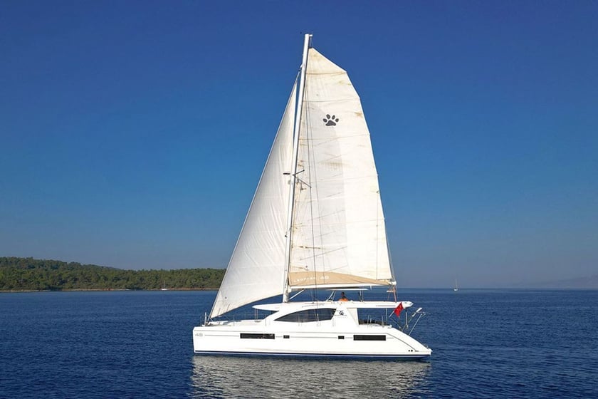 Bodrum Catamaran 3 cabin 6 berths 6 guests 16 m Listing Number: #21874 4