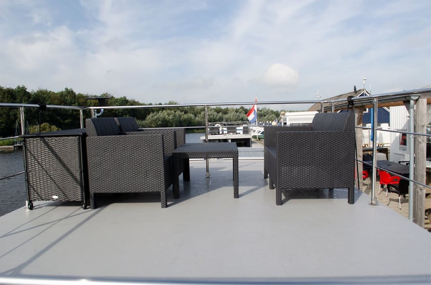 Drachten search.type_0 2 Kabine 4 Liegeplätze 4 Gäste 11.7 m Nummer des Inserats: #22040 5