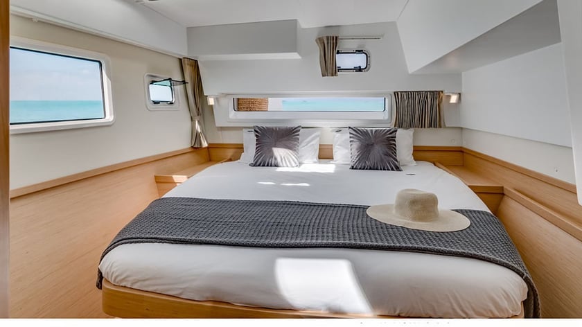 Marigot, St. Martin Catamaran 4 cabin 8 berths 8 guests 12.94 m Listing Number: #2205 3