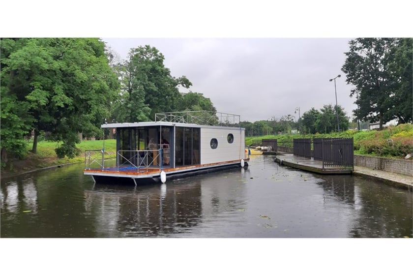 Drachten search.type_0 cabina 2  cuccette 4  4  ospiti 12.5 m Numero dell'inserzione: #22051 3