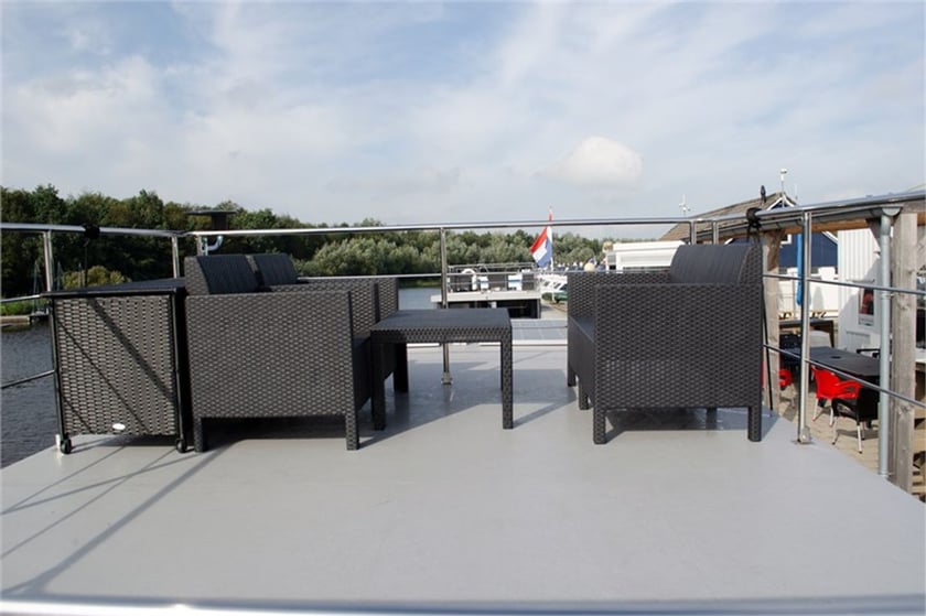 Drachten search.type_0 2 Kabine 4 Liegeplätze 4 Gäste 12.5 m Nummer des Inserats: #22051 3