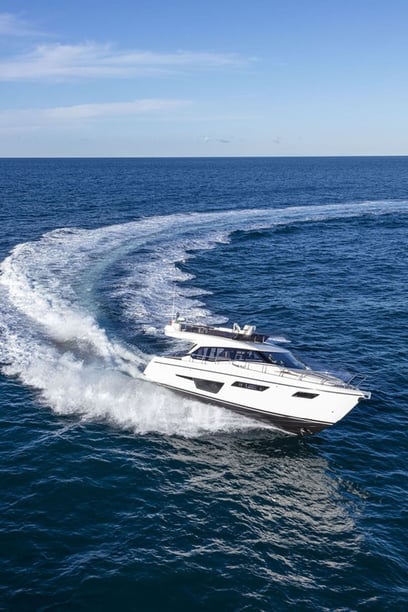 Podstrana Motoryacht 4 Kabine 7 Liegeplätze 7 Gäste 15.33 m Nummer des Inserats: #22116 5