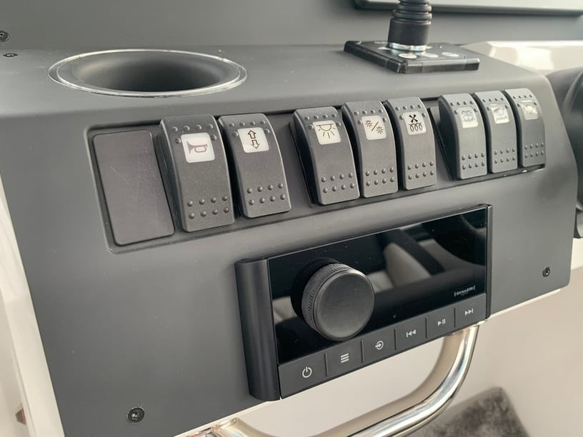 Trogir Motorboot 2 Kabine 4 Liegeplätze 6 Gäste 8.8 m Nummer des Inserats: #22129 5