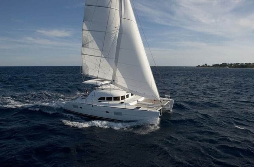 Ornos Catamaran 3 cabin 8 berths 8 guests 12 m Listing Number: #22152 3