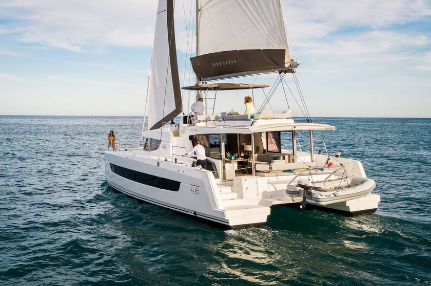Athene Catamaran Cabine 7  12  slaapplaatsen 12  gasten 14.28 m Lijstnummer: #22167