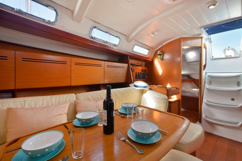 Corfú Velero Cabina 3  6  literas 8  invitados 11.82 m Número de anuncio: #22224 3