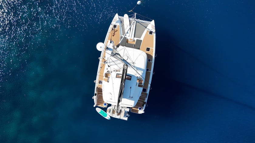 Dubrovnik Catamaran 3 cabin 8 berths 8 guests 13.99 m Listing Number: #22234 5