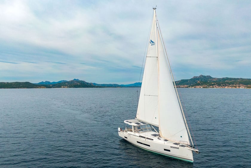 Cannigione Sailboat 3 cabin 6 berths 6 guests 14.6 m Listing Number: #22270 5