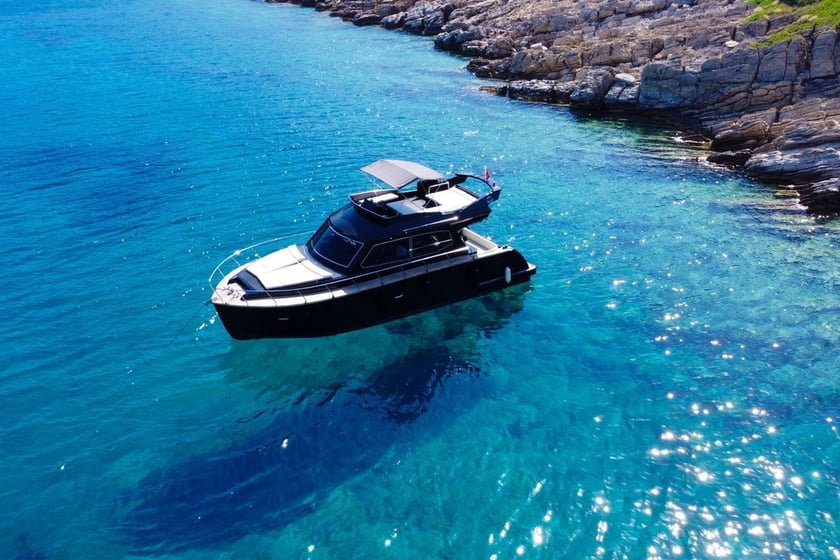 Bodrum Motoryat   Seyir 12 kişi 14 m İlan No: #22297 4