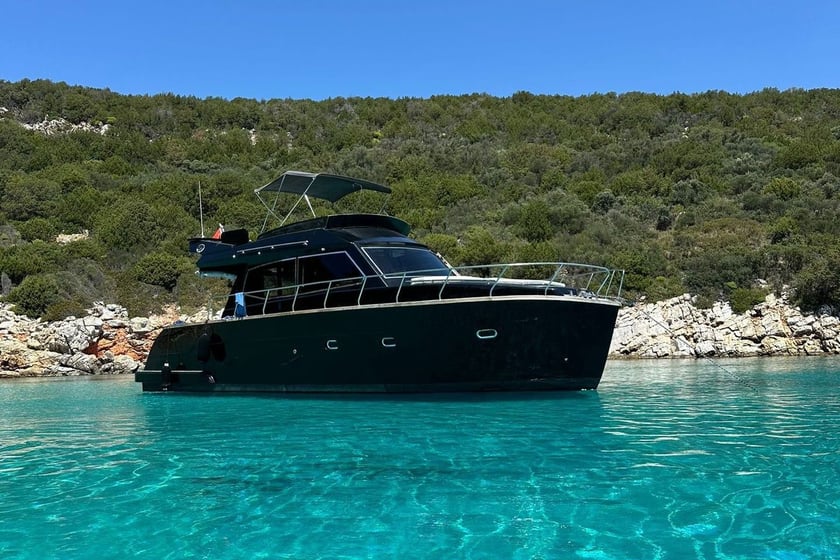 Bodrum Yate a motor   8  invitados 14 m Número de anuncio: #22297