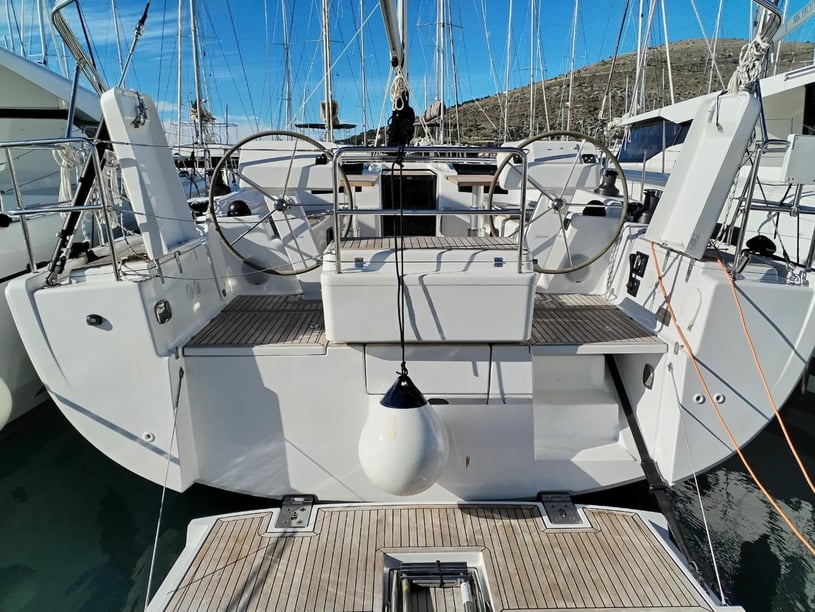 Seget Donji Sailboat 4 cabin 7 berths 7 guests 15.55 m Listing Number: #22331