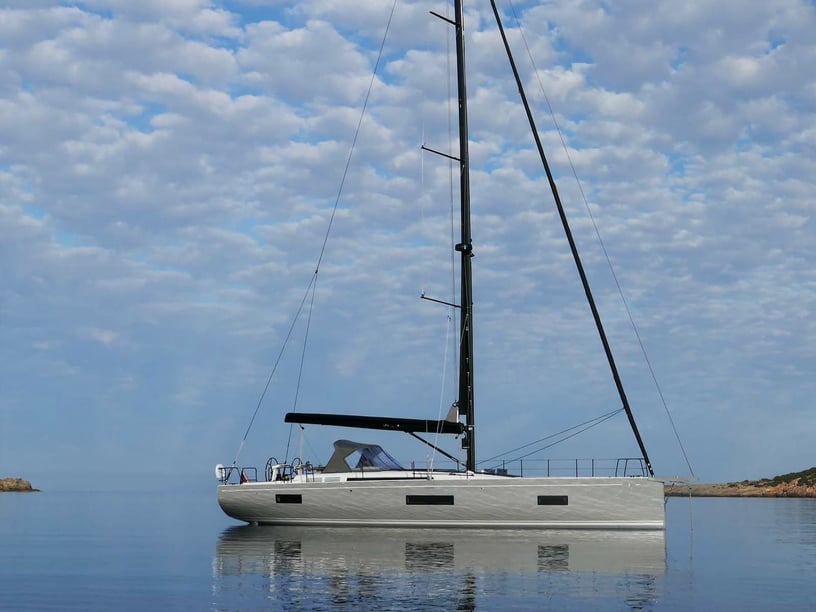 Lavrion Sailboat 3 cabin 6 berths 6 guests 17.16 m Listing Number: #22356 4