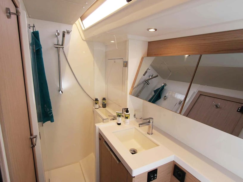Lavrion Yelkenli 4 kabin Konaklama 8 kişi Seyir 8 kişi 17.12 m İlan No: #22356 5