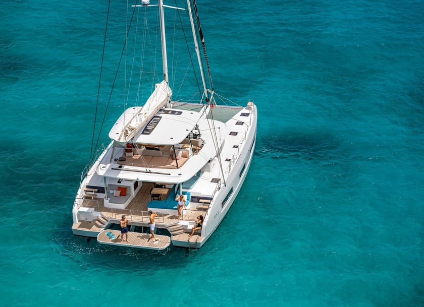 Hellinikon - Athens Catamaran 4 cabin 8 berths 8 guests 16.9 m Listing Number: #22412