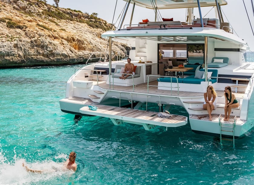 Hellinikon - Athens Catamaran 4 cabin 8 berths 8 guests 16.9 m Listing Number: #22412 3