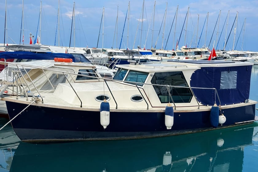 Ayvalik Motoryacht   6 Gäste 8 m Nummer des Inserats: #22433