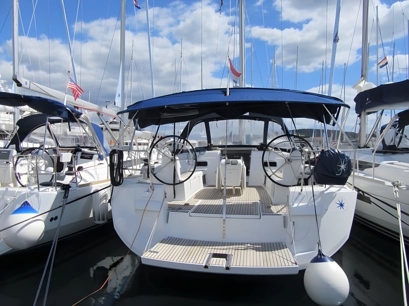 Punat Sailboat 6 cabin 12 berths 12 guests 15.75 m Listing Number: #22437