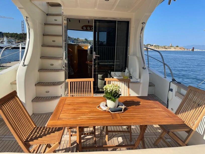 Pula Motorboat 3 cabin 6 berths 6 guests 13.63 m Listing Number: #22439 4