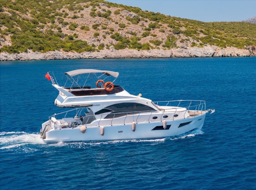 Bodrum Yacht a motore cabina 2  cuccette 6  6  ospiti 14 m Numero dell'inserzione: #22501 2