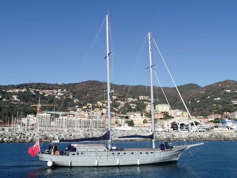 Milazzo Gulet 4 cabin 8 berths 8 guests 27.05 m Listing Number: #22515