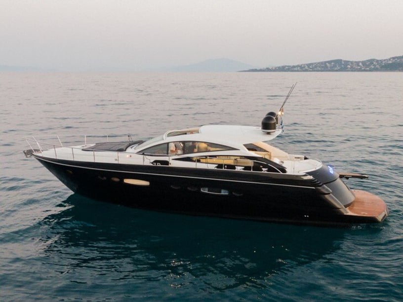 Athènes Yacht à moteur Cabine 3  Couchettes 6  Invités 6  18.1 m Numéro de l'annonce: #22569