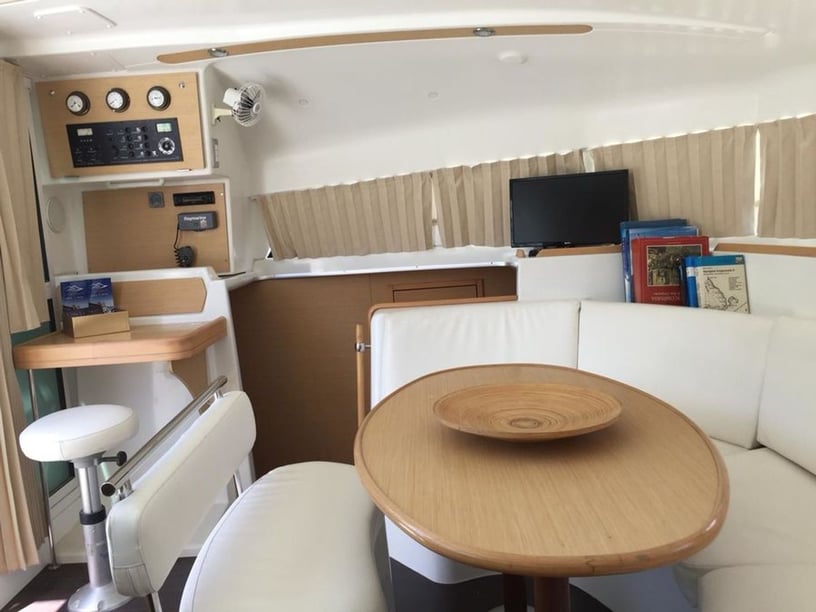 Naples Catamaran 4 cabin 8 berths 8 guests 13.61 m Listing Number: #22612 3