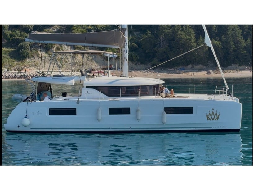 Mpenitses Catamaran 6 cabin 12 berths 12 guests 13.99 m Listing Number: #22643