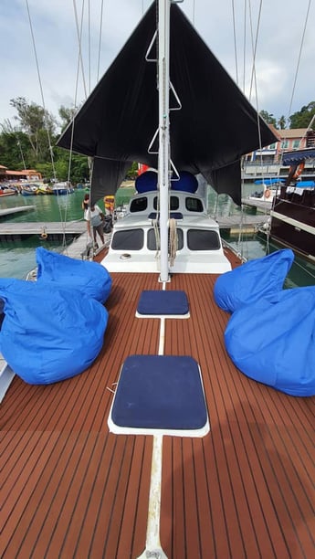 Langkawi, Kedah Sailboat 1 cabin 2 berths 10 guests 10.85 m Listing Number: #22664 3