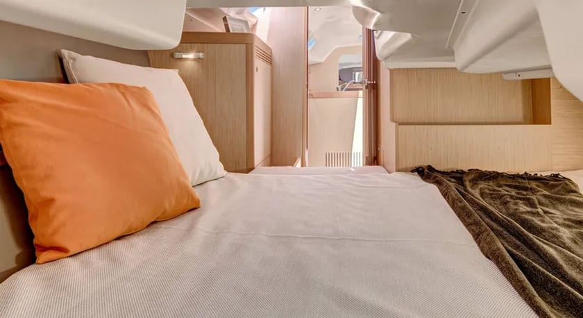 Procida Segelboot 2 Kabine 6 Liegeplätze 6 Gäste 11.94 m Nummer des Inserats: #2270 3