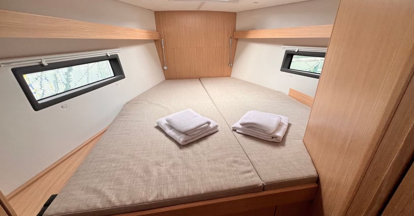 Castiglioncello Barca a vela cabina 3  cuccette 6  6  ospiti 12.38 m Numero dell'inserzione: #22726 5