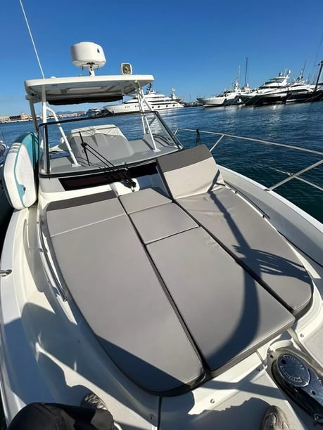 Palma de Majorque Bateau à moteur Cabine 1  Couchettes 2  Invités 4  10.57 m Numéro de l'annonce: #22734 4