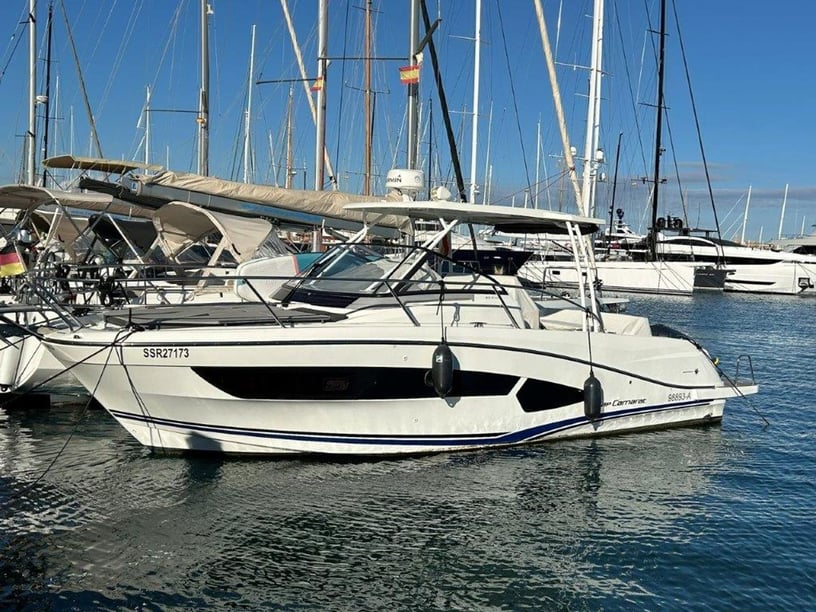 Palma de Majorque Bateau à moteur Cabine 1  Couchettes 4  Invités 4  10.57 m Numéro de l'annonce: #22734