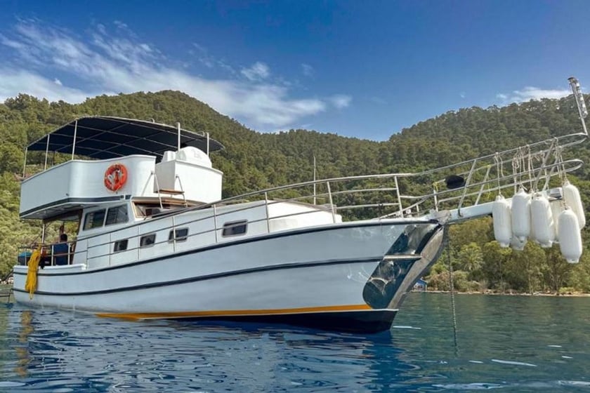 Marmaris Goleta Cabina 3  6  literas 6  invitados 14 m Número de anuncio: #22735