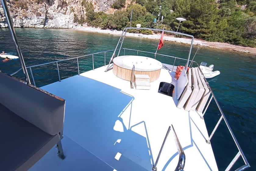 Marmaris Yacht a motore cabina 3  cuccette 6  6  ospiti 16 m Numero dell'inserzione: #22758 5