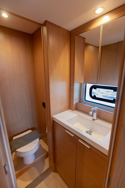 Paros Catamarán Cabina 6  12  literas 11  invitados 14.82 m Número de anuncio: #22776 4