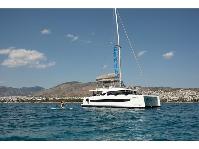 Paros Catamarán Cabina 6  12  literas 11  invitados 14.82 m Número de anuncio: #22776