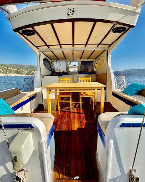 Antalya Motor Yacht 1 cabin  8 guests 11 m Listing Number: #22787 5