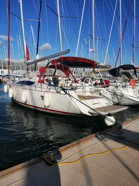 Gdansk Sailboat 4 cabin 10 berths 10 guests 13.85 m Listing Number: #22790 3