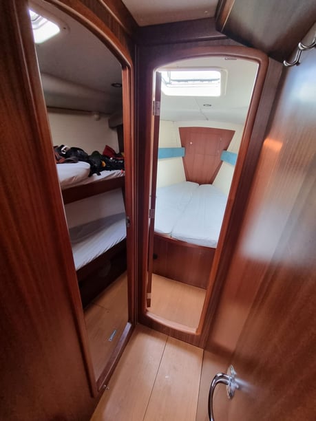 Gdansk Sailboat 4 cabin 10 berths 10 guests 12.35 m Listing Number: #22801 3