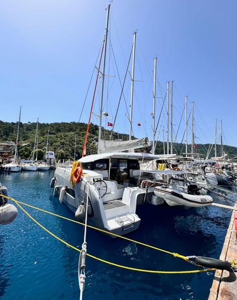 Marmaris Catamaran 3 cabin 6 berths 6 guests 11.5 m Listing Number: #22834 3
