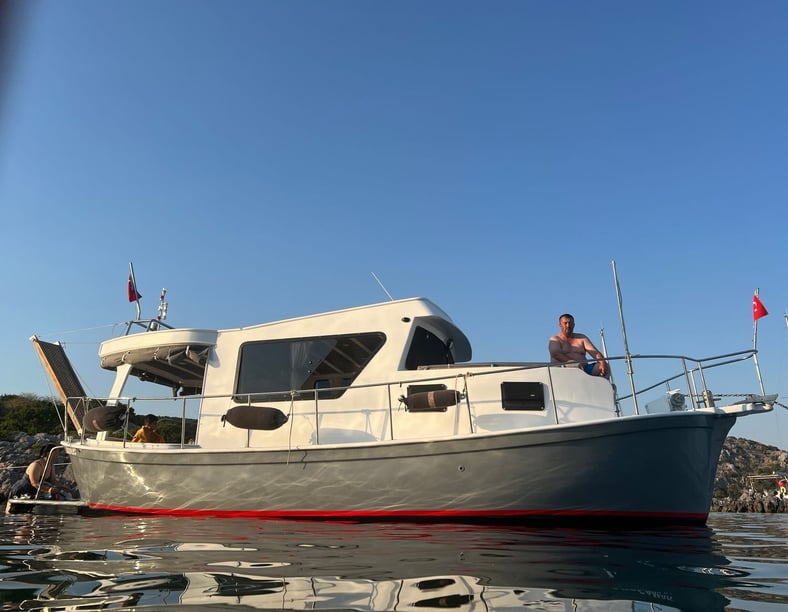 Bodrum Motor Yacht 1 cabin  6 guests 10 m Listing Number: #22856