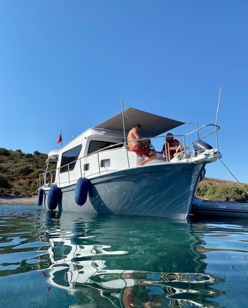 Bodrum Motor Yacht 1 cabin  6 guests 10 m Listing Number: #22856 2