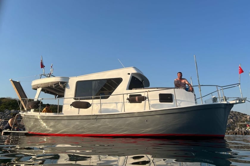 Bodrum Yacht à moteur   Invités 6  10 m Numéro de l'annonce: #22856