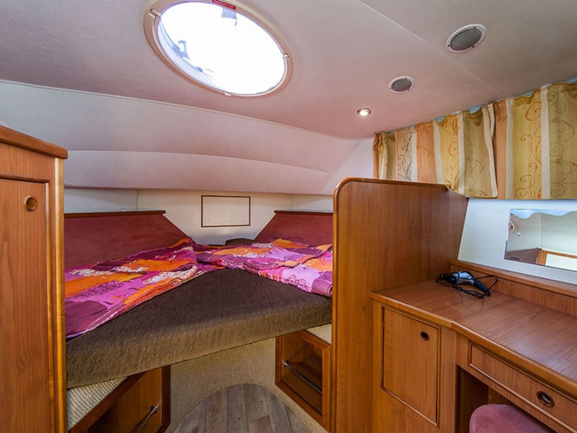 Argens-Minervois Motorboot 2 Kabine 4 Liegeplätze 4 Gäste 12.95 m Nummer des Inserats: #22864 4