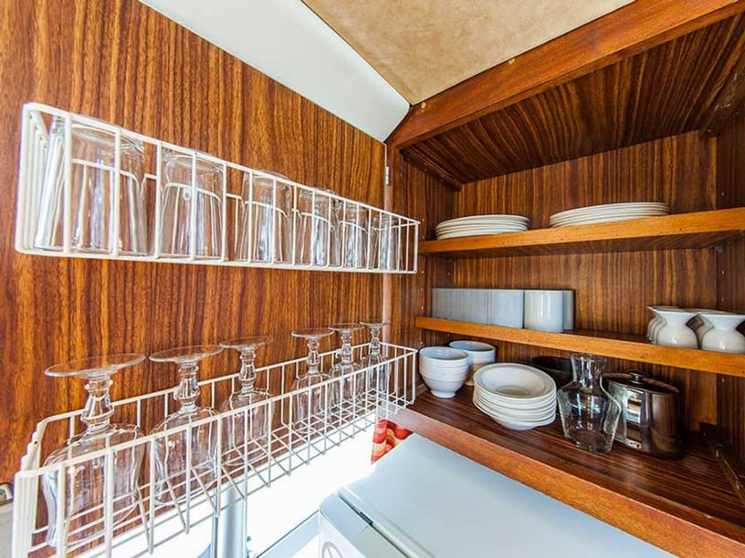 Argens-Minervois Bateau à moteur Cabine 2  Couchettes 6  Invités 6  11.2 m Numéro de l'annonce: #22868 3