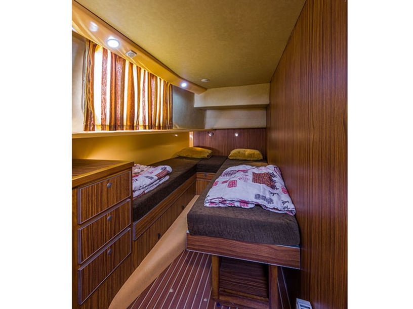 Loosdrecht Bateau à moteur Cabine 4  Couchettes 9  Invités 9  14 m Numéro de l'annonce: #22872 4