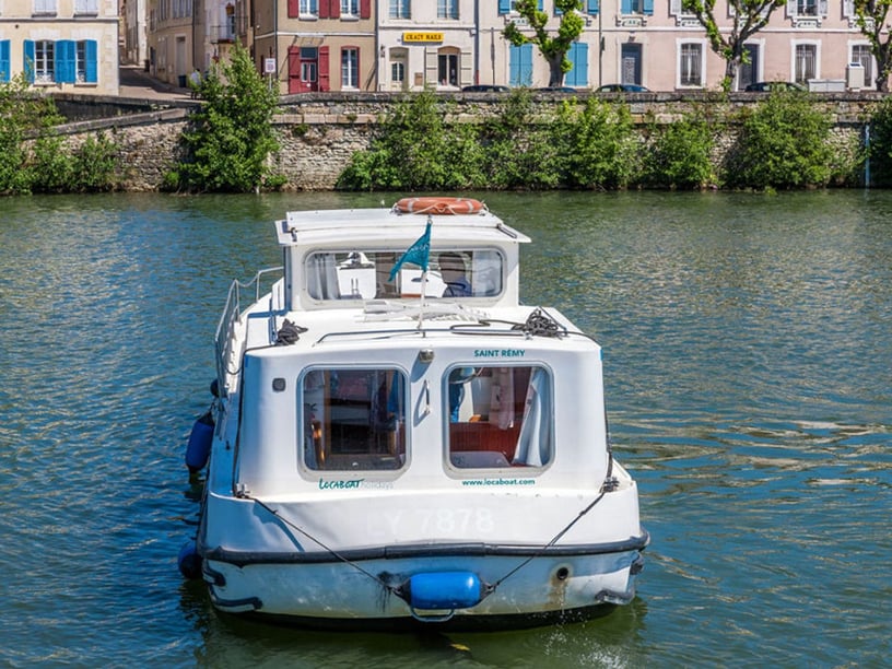 Buzet-sur-Baïse Motorboat 3 cabin 7 berths 7 guests 11 m Listing Number: #22873 5