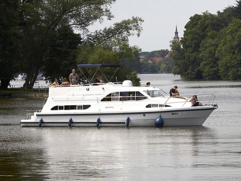 Chioggia Motorboot 3 Kabine 6 Liegeplätze 6 Gäste 12.95 m Nummer des Inserats: #22874 3